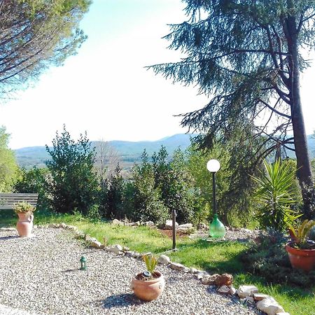 Bed And Breakfast Romantica Evasione Sutri Exterior foto
