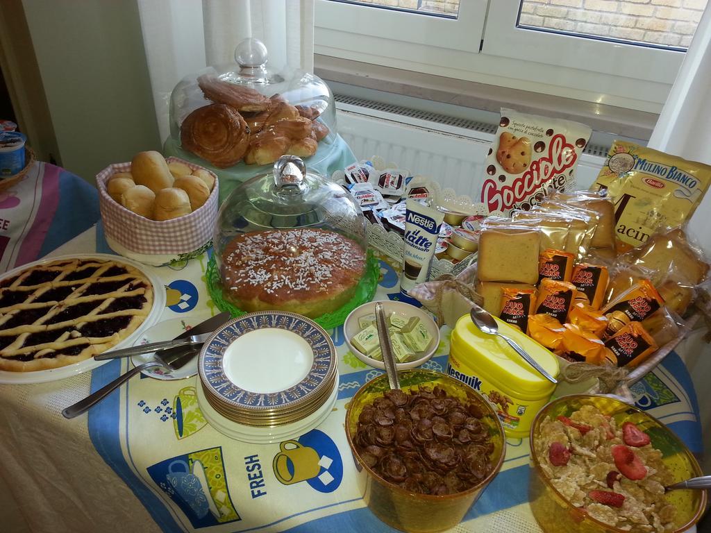 Bed And Breakfast Romantica Evasione Sutri Exterior foto