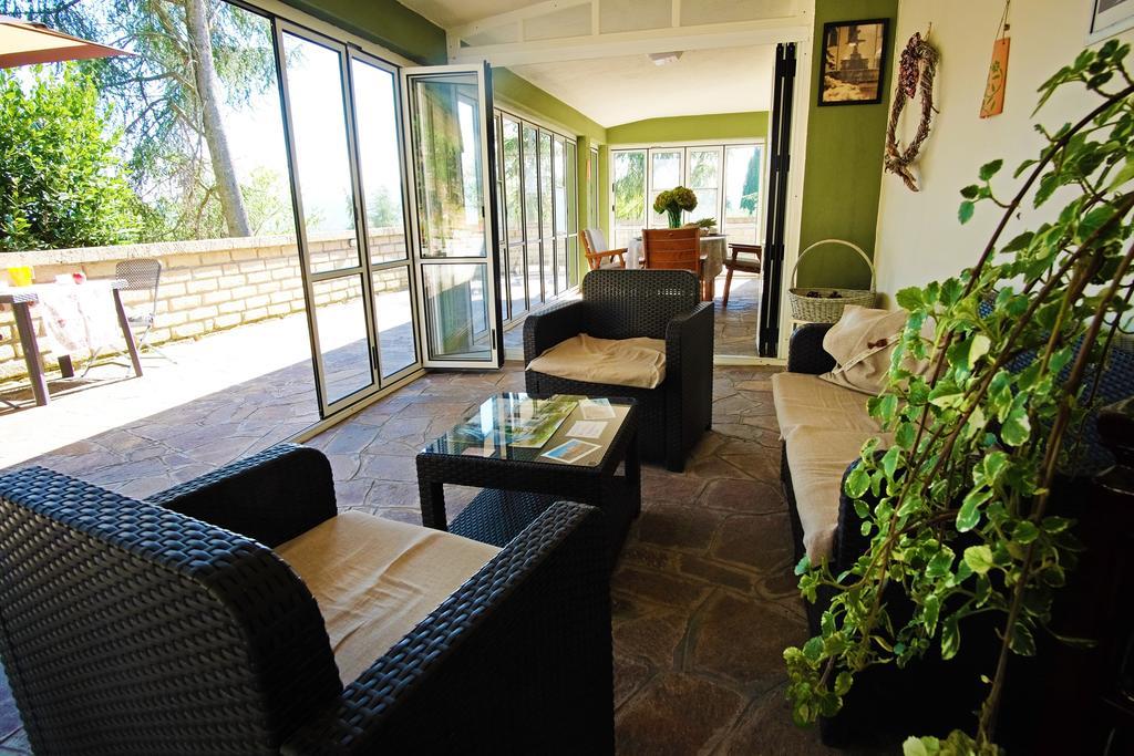 Bed And Breakfast Romantica Evasione Sutri Exterior foto