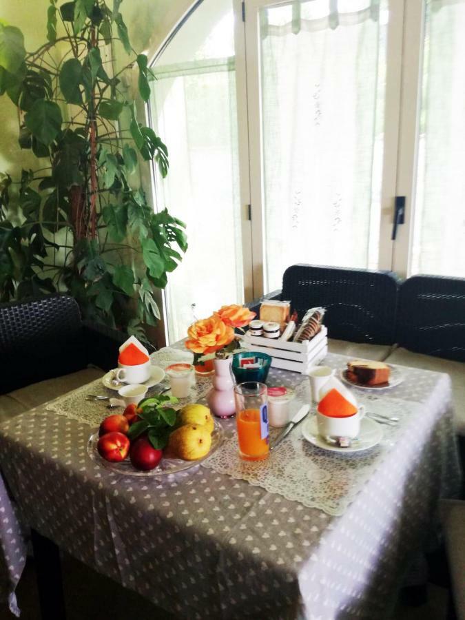 Bed And Breakfast Romantica Evasione Sutri Exterior foto